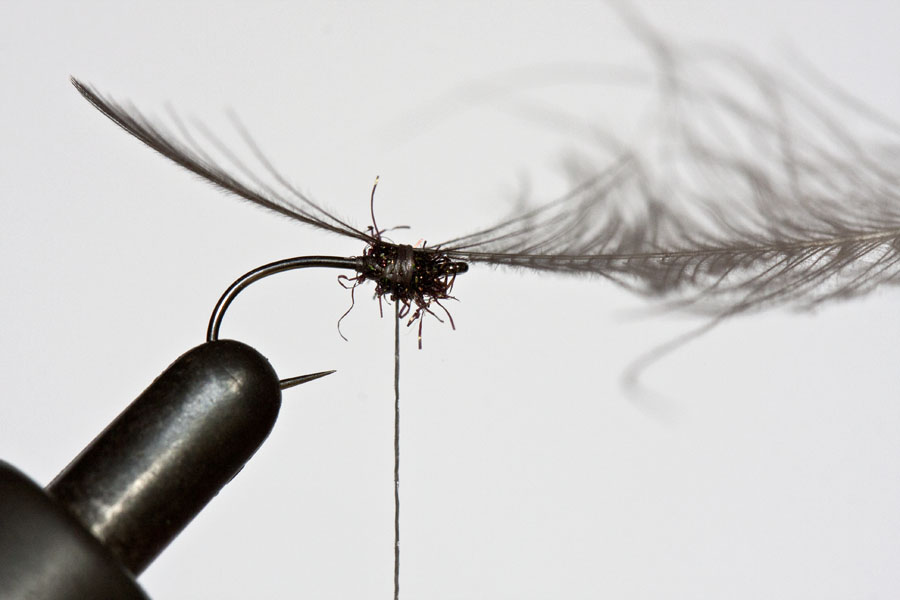 112 TYING THE MIRAGE DRY FLY 2