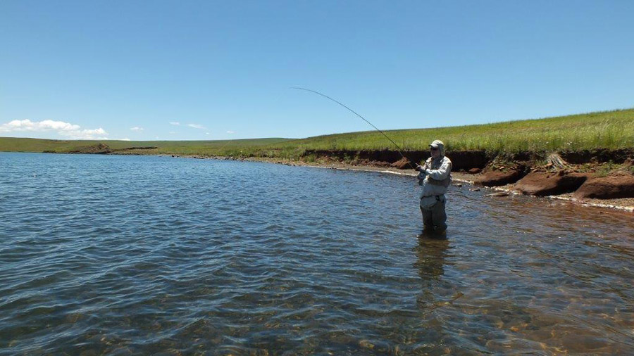 4556 Nymphing off the bank Alan Hobson Sterkfontein dam DSCF7697