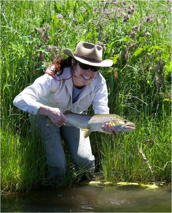 99 Snowy mountain fly fishing