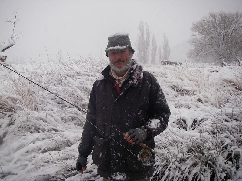 Fly_fishing_Rhodes_snow_11