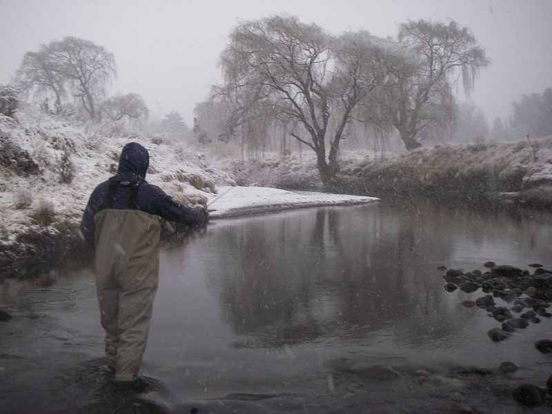 Fly_fishing_Rhodes_snow_6