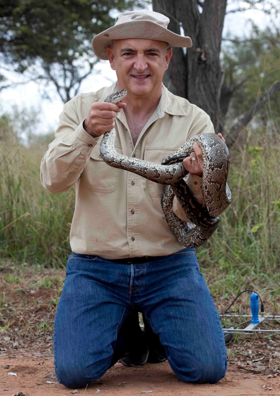 Johan_Marais_with_python