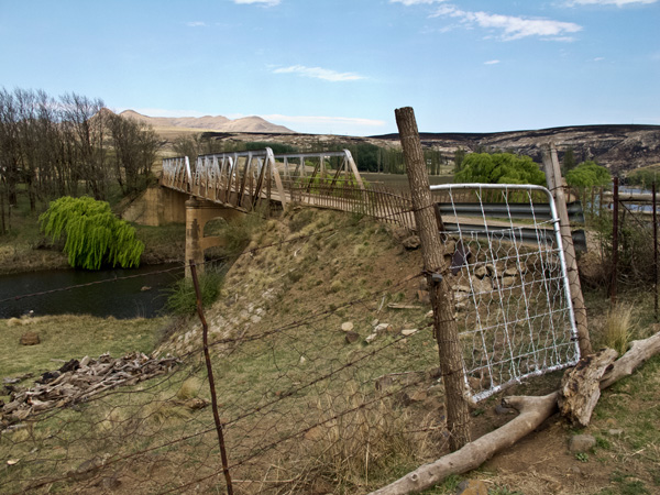 19fencespostsgates